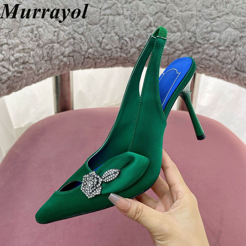 Sepatu Hak Tinggi Tipis Model  - Slip Dress Satin ulasan dan harga